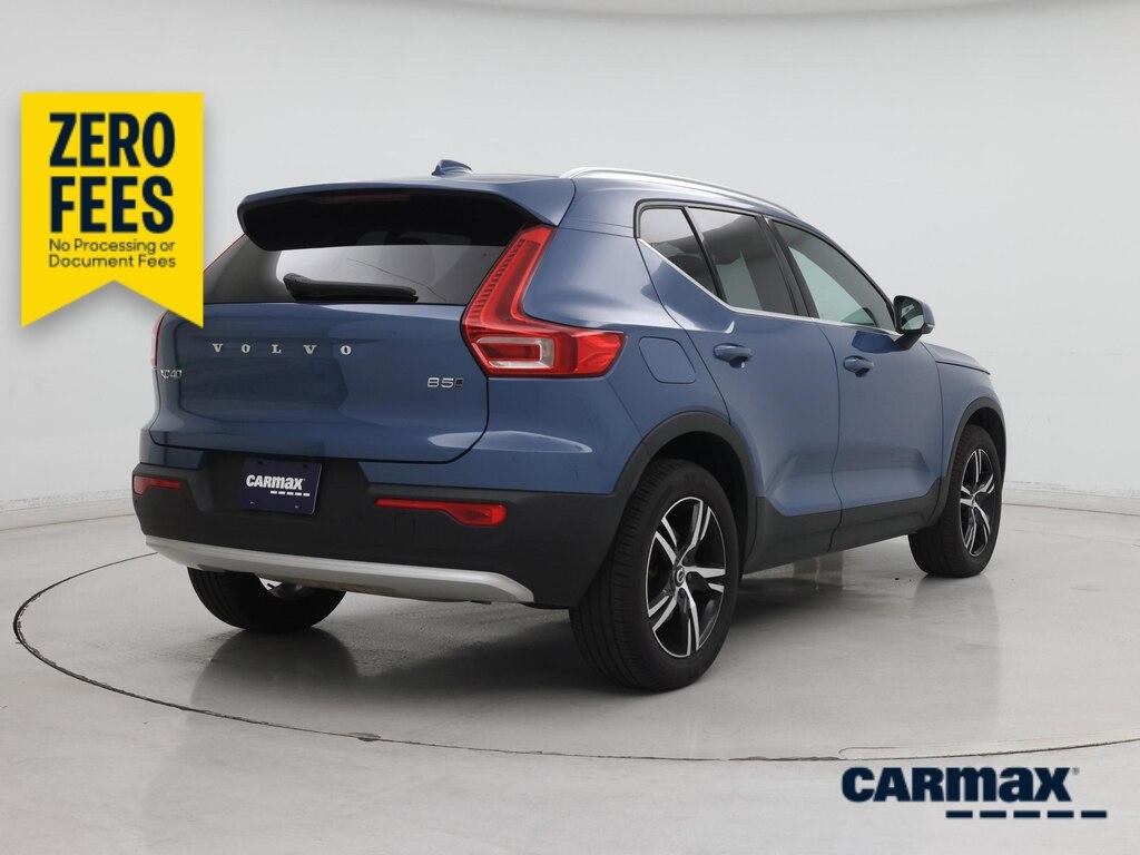 used 2025 Volvo XC40 car, priced at $32,998