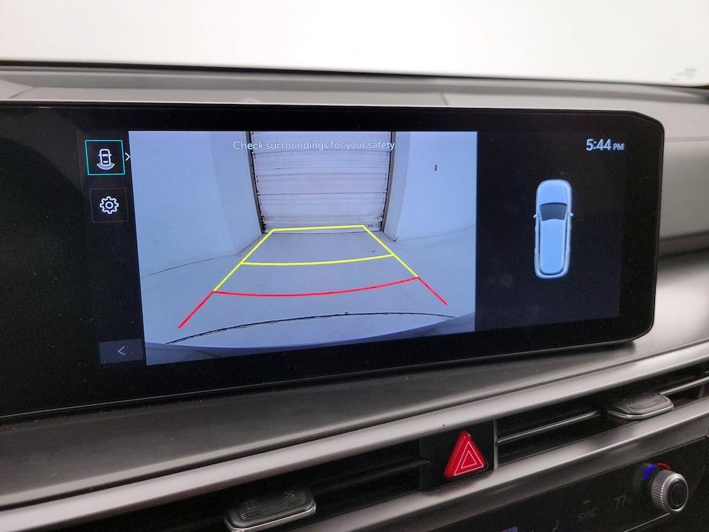 used 2024 Kia Sorento car, priced at $28,998