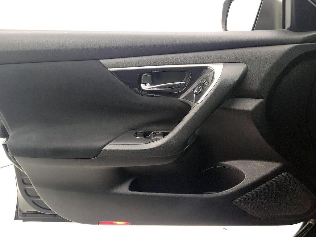 used 2014 Nissan Altima car, priced at $12,599