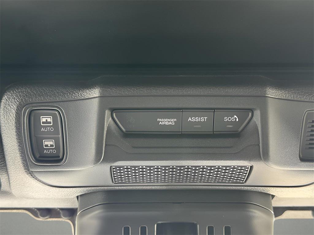 new 2025 Jeep Wrangler car, priced at $42,850