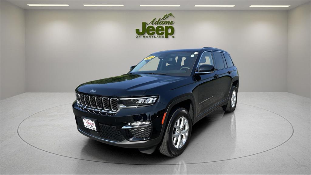 used 2023 Jeep Grand Cherokee car, priced at $33,899