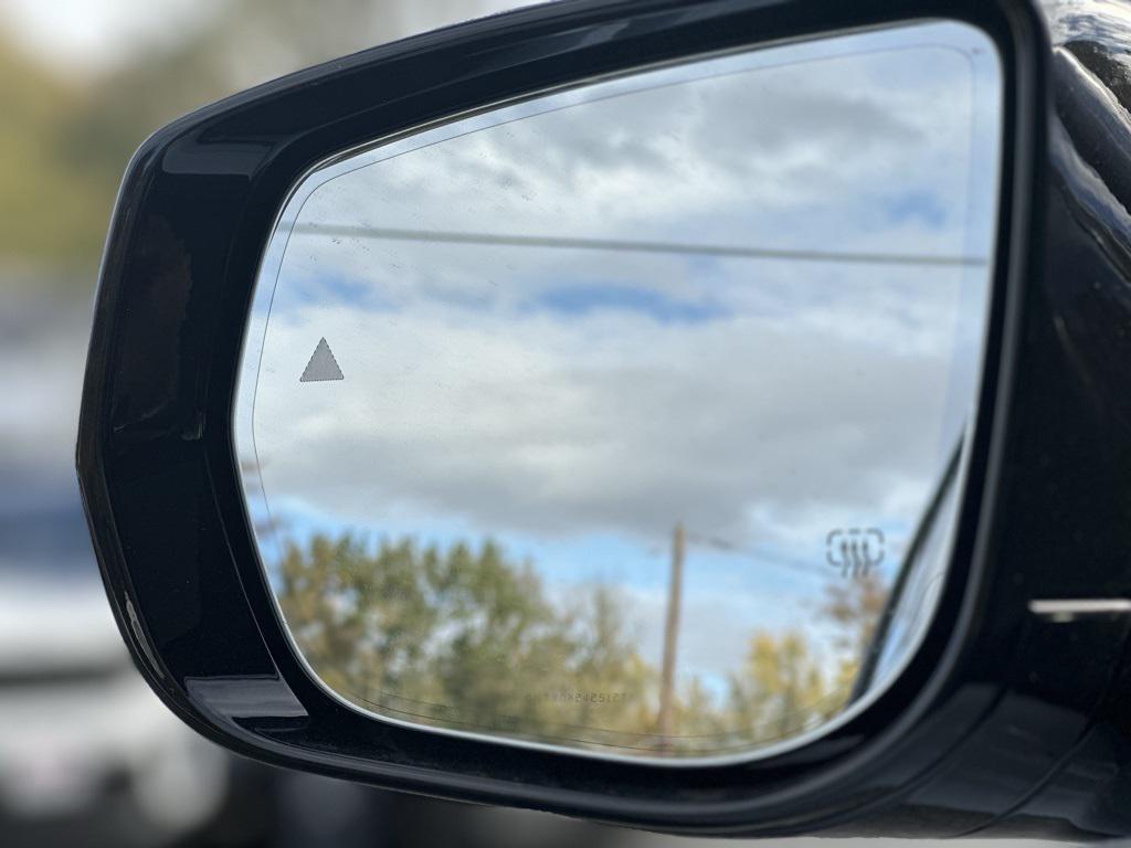 new 2025 Jeep Grand Cherokee car, priced at $43,117