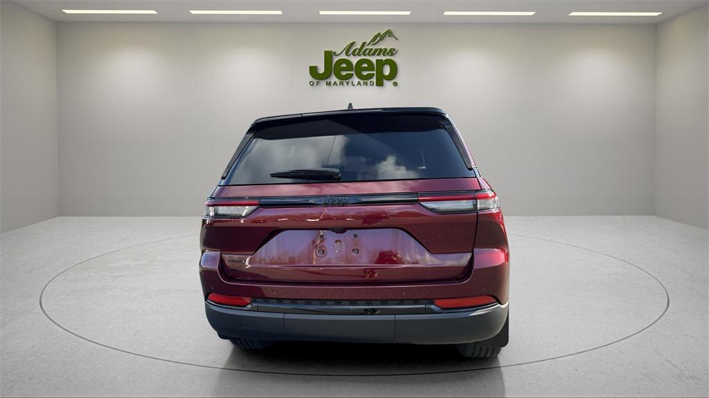 new 2025 Jeep Grand Cherokee car, priced at $37,555