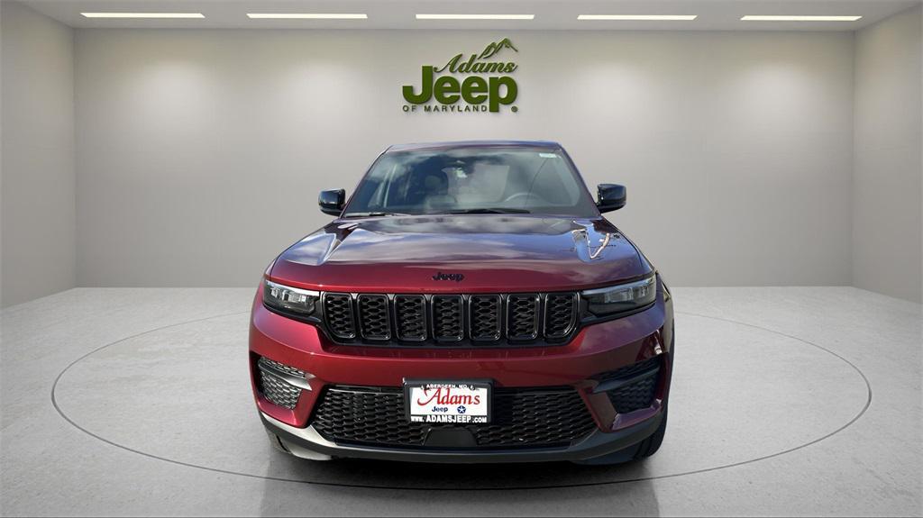new 2025 Jeep Grand Cherokee car, priced at $37,555