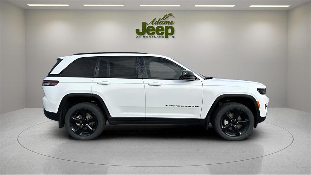 new 2025 Jeep Grand Cherokee car, priced at $36,270