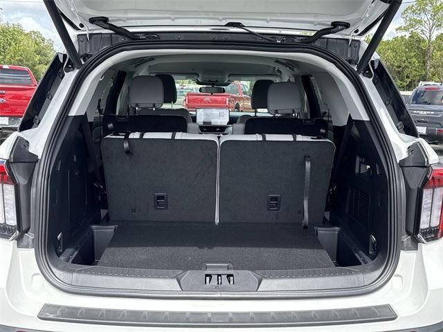 new 2025 Ford Explorer car, priced at $44,460