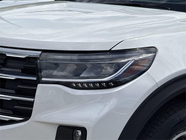 new 2025 Ford Explorer car, priced at $44,460