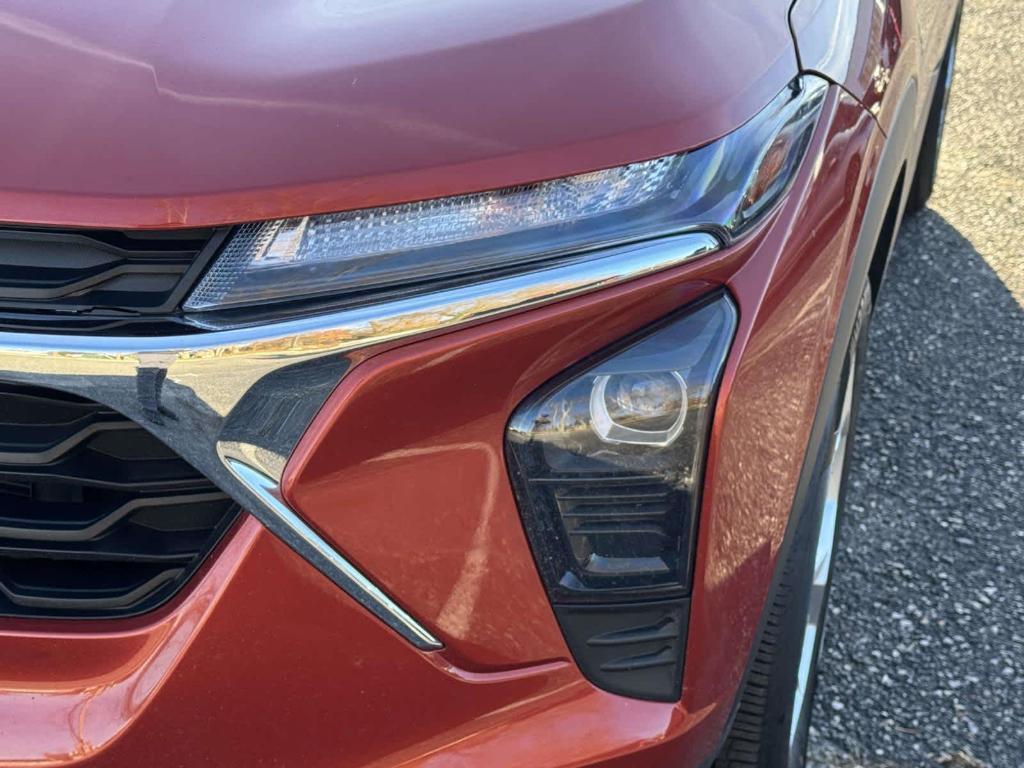 used 2024 Chevrolet Trax car, priced at $19,495