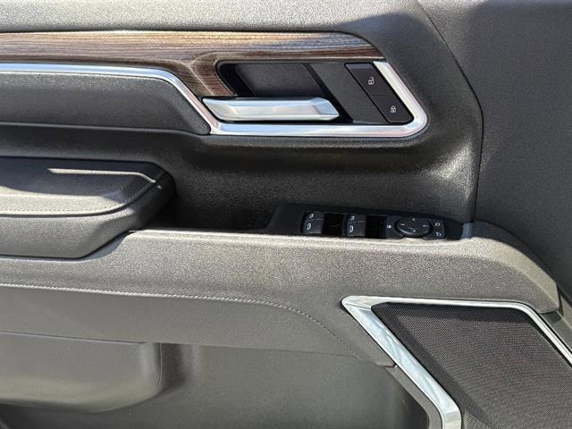 used 2025 Chevrolet Silverado 2500 car, priced at $59,384