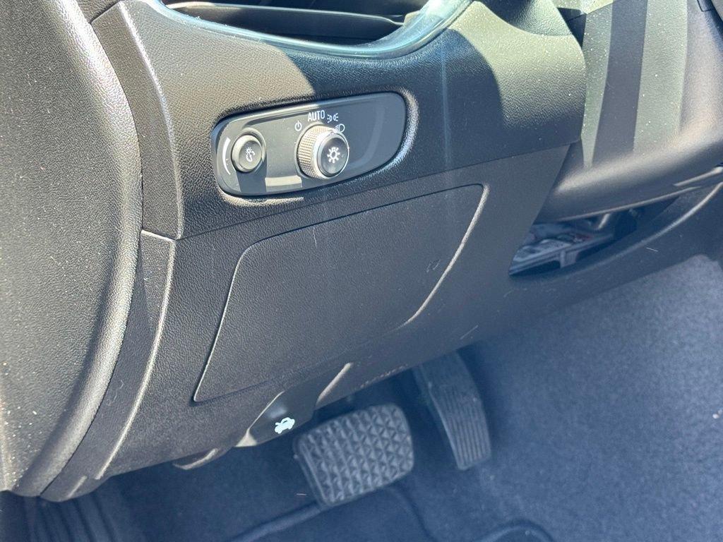 used 2022 Chevrolet Malibu car, priced at $21,383