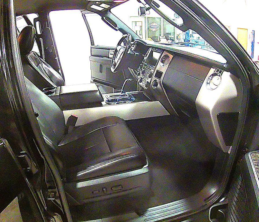 used 2017 Ford Expedition car, priced at $16,495