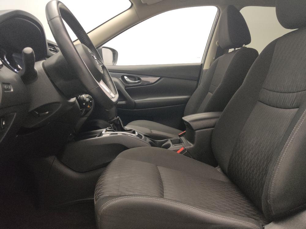 used 2019 Nissan Rogue car, priced at $19,095