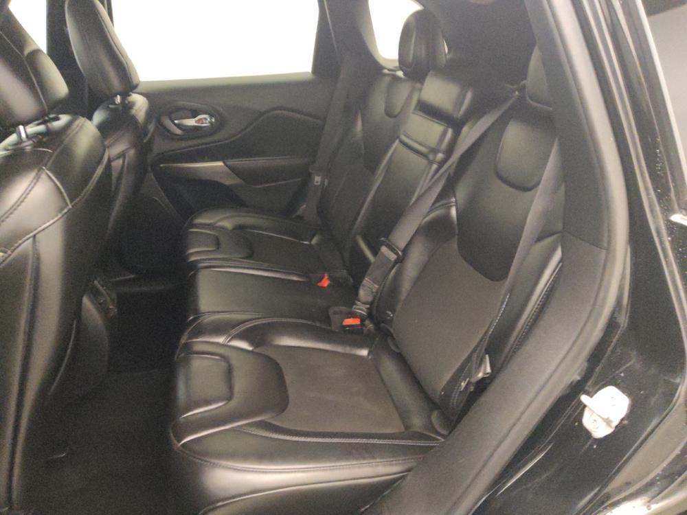 used 2019 Jeep Cherokee car, priced at $15,295