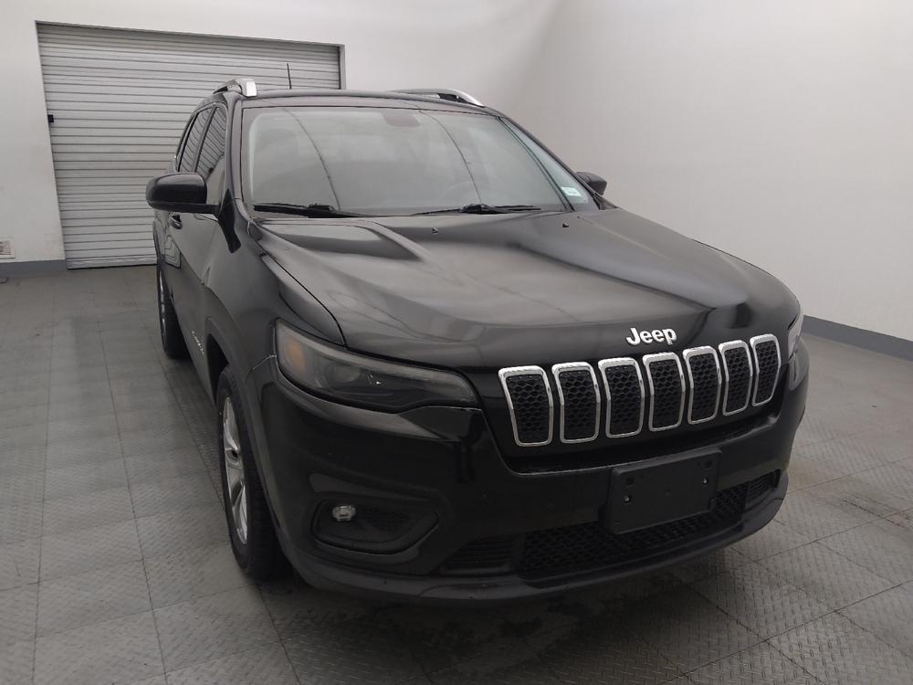 used 2019 Jeep Cherokee car, priced at $15,295
