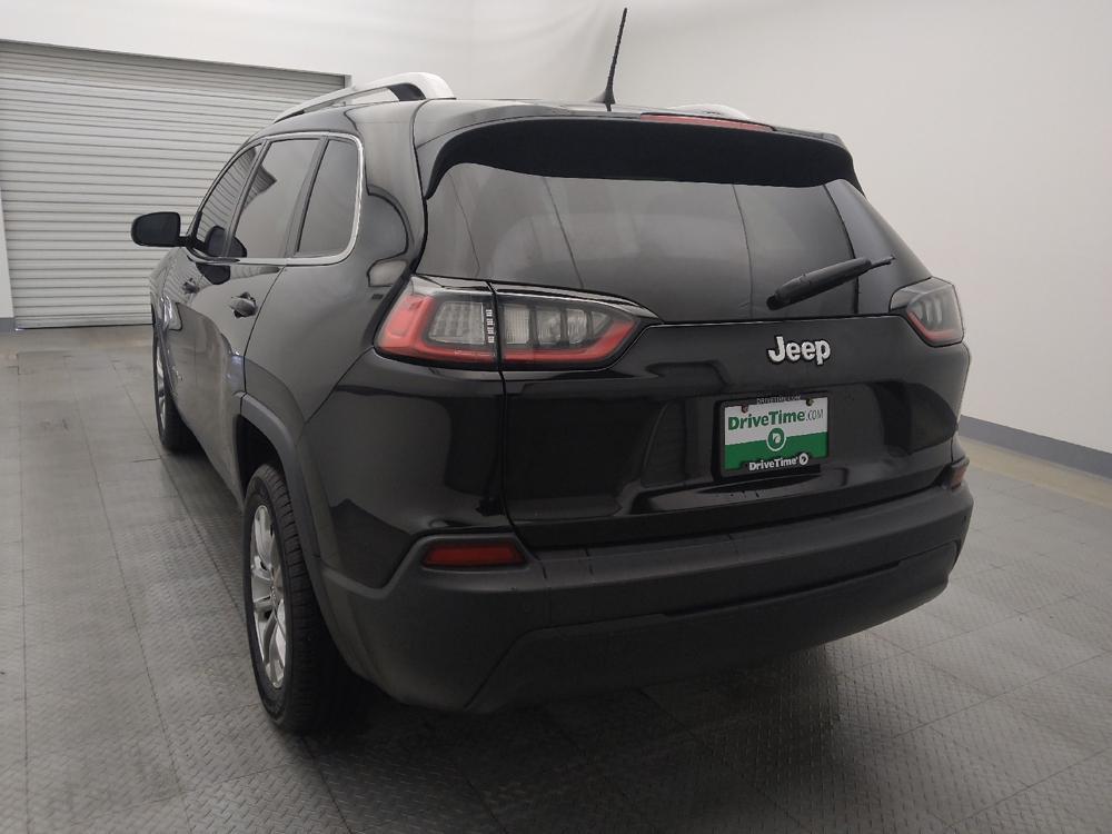used 2019 Jeep Cherokee car, priced at $15,295
