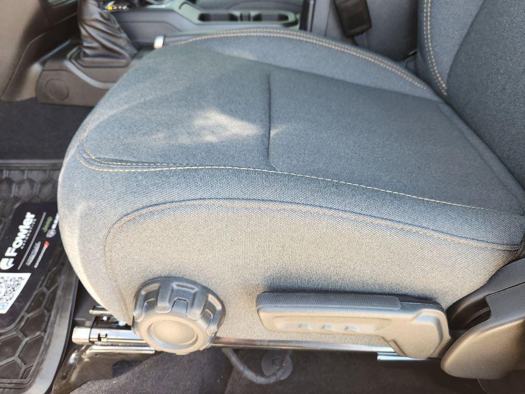 new 2025 Jeep Gladiator car, priced at $39,449