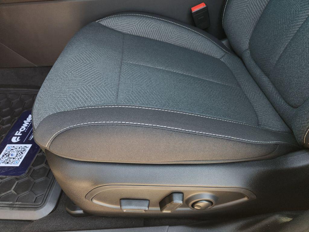 new 2026 Jeep Cherokee car, priced at $36,409