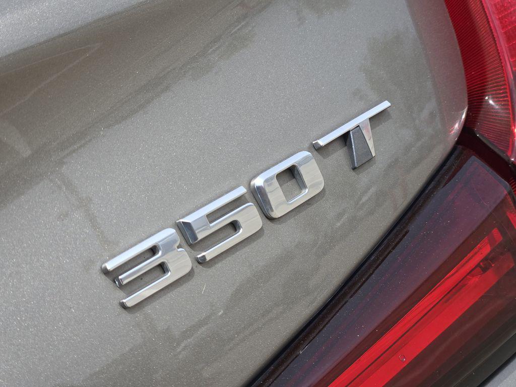 used 2020 Cadillac XT4 car, priced at $22,008