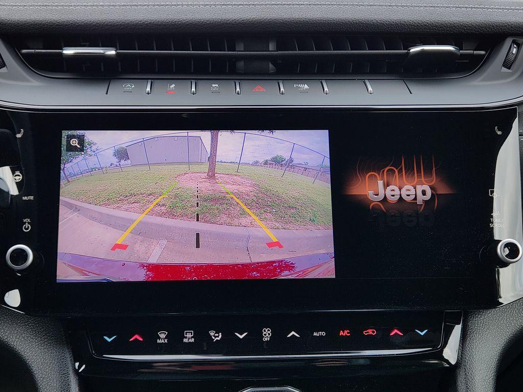 new 2026 Jeep Grand Cherokee L car, priced at $43,129
