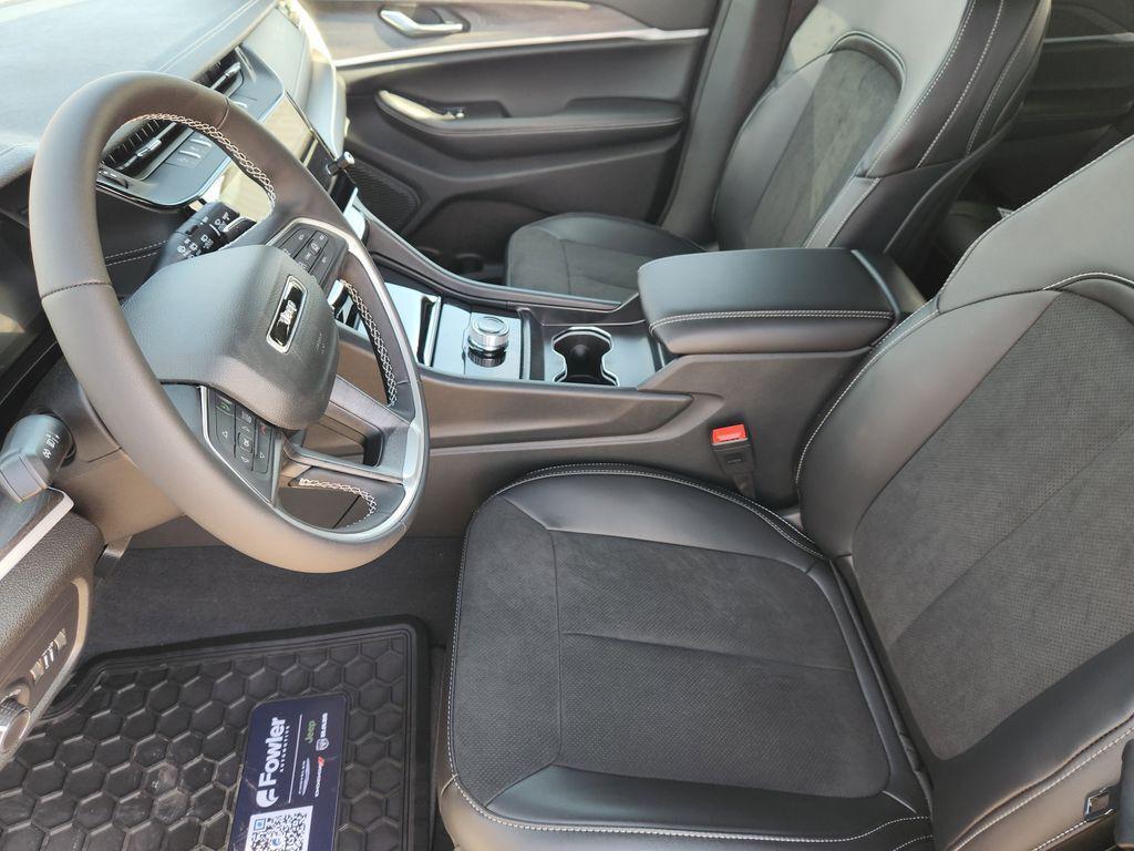 new 2026 Jeep Grand Cherokee car, priced at $38,349