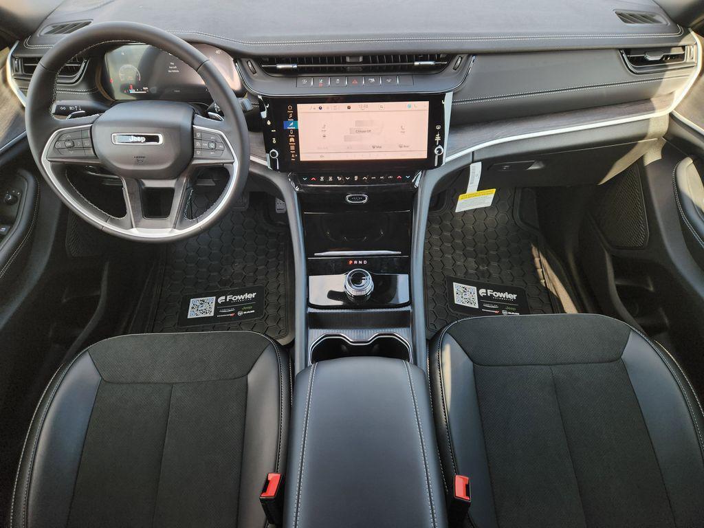 new 2026 Jeep Grand Cherokee car, priced at $38,349
