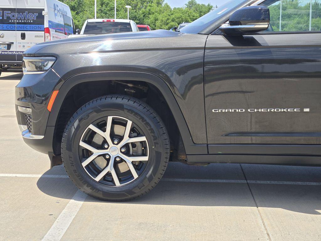 used 2023 Jeep Grand Cherokee L car, priced at $29,302