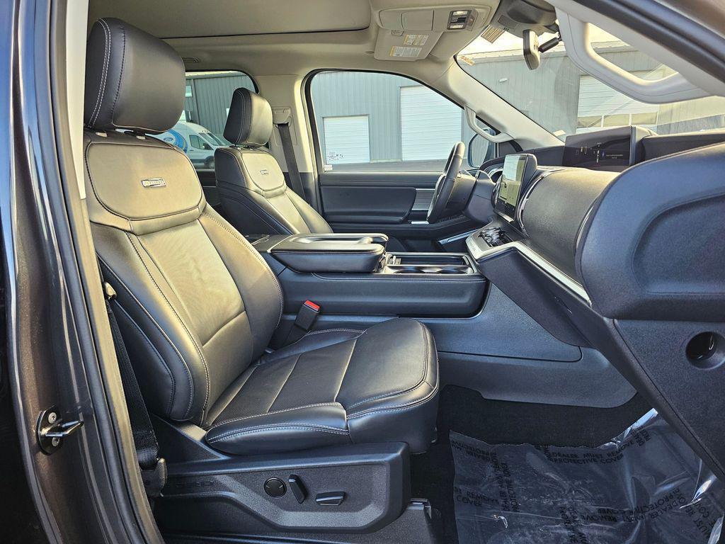 used 2025 Ford Expedition Max car, priced at $73,333