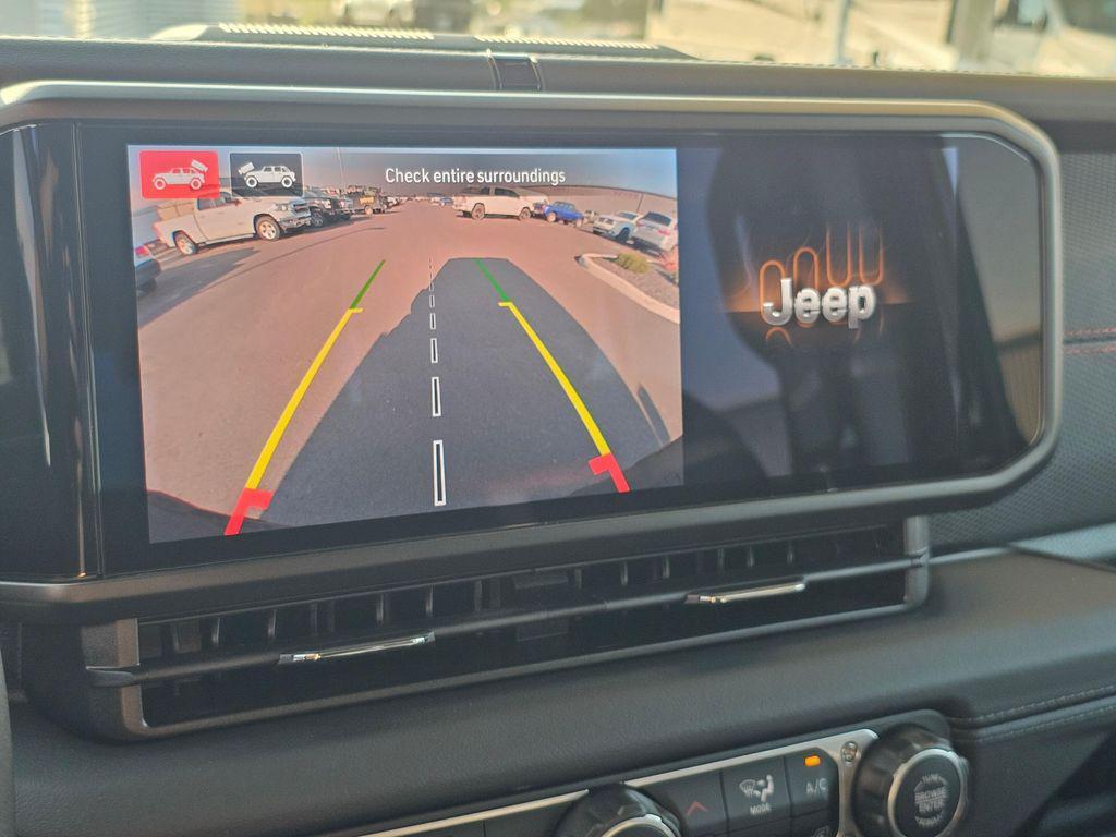 new 2025 Jeep Wrangler car, priced at $61,988