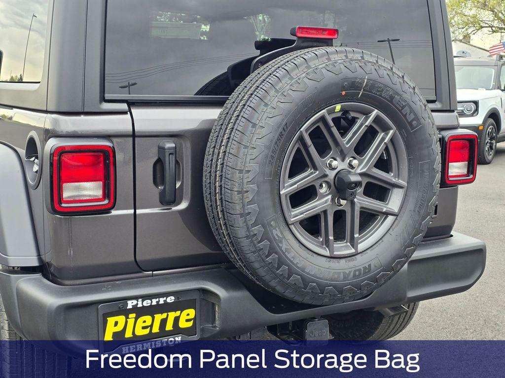 new 2026 Jeep Wrangler car, priced at $42,627