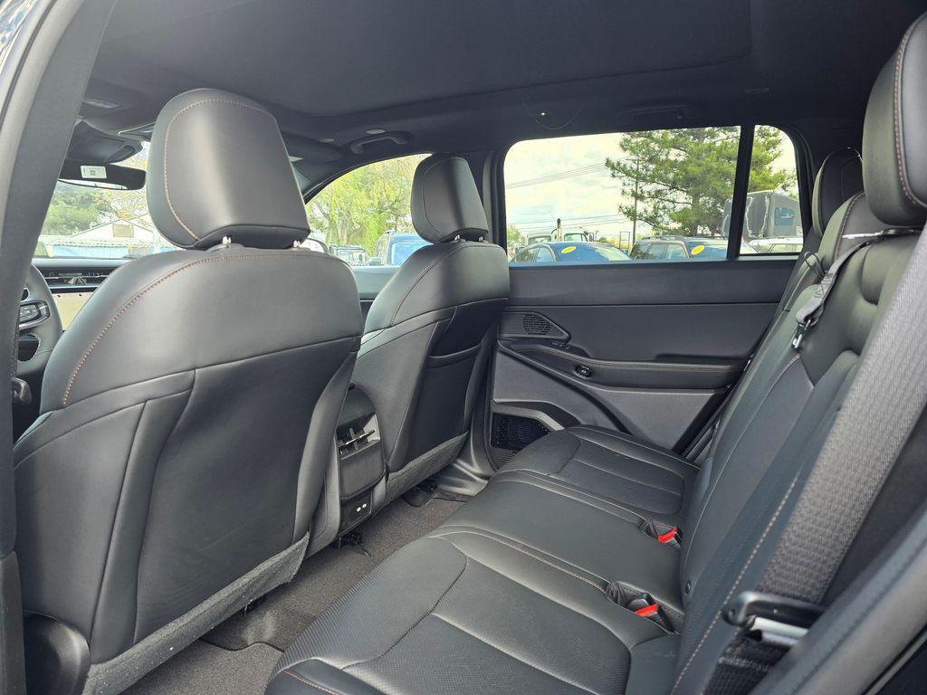 new 2026 Jeep Cherokee car, priced at $42,979