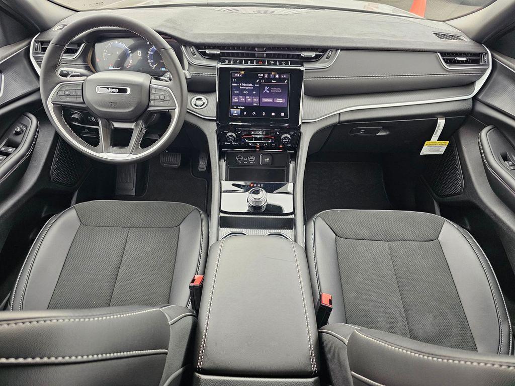new 2025 Jeep Grand Cherokee L car, priced at $47,056