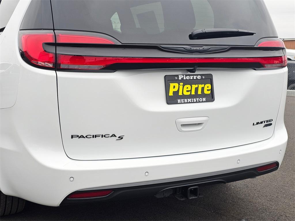 new 2026 Chrysler Pacifica car