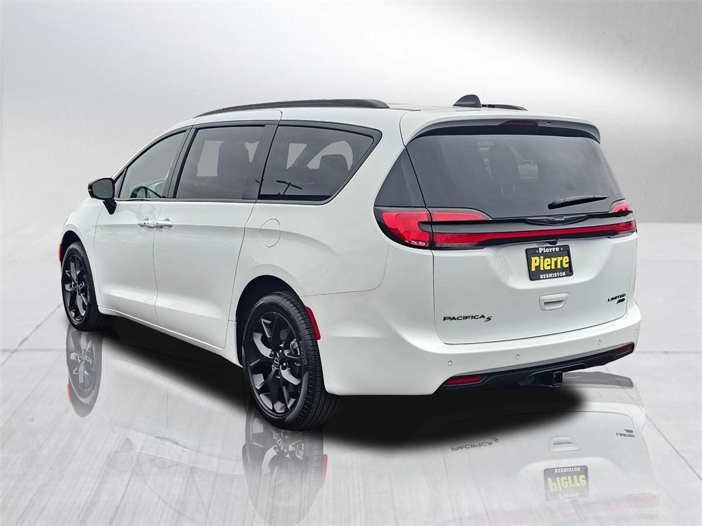 new 2026 Chrysler Pacifica car