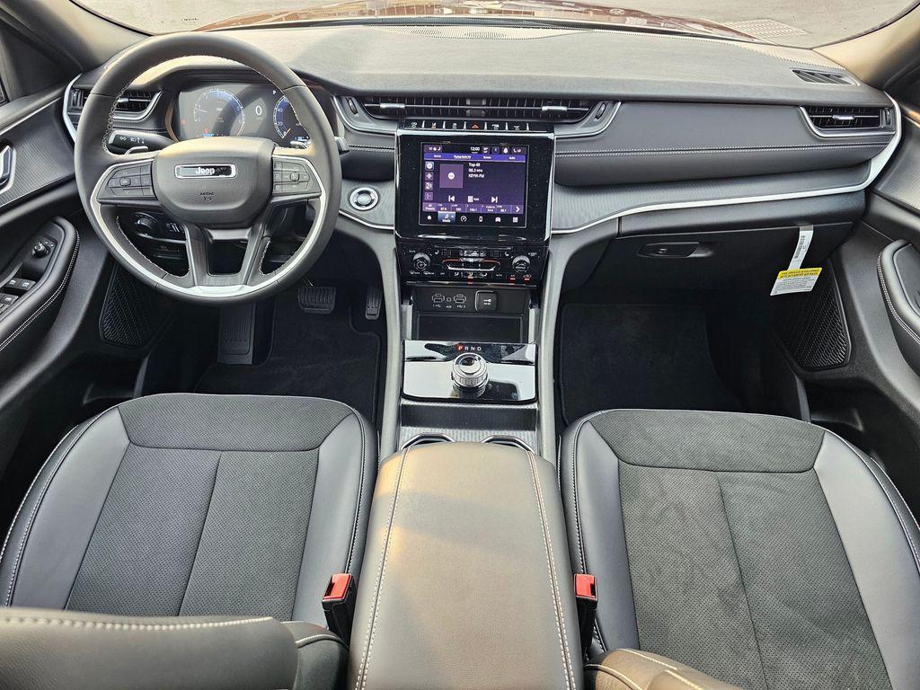 new 2025 Jeep Grand Cherokee L car, priced at $42,999