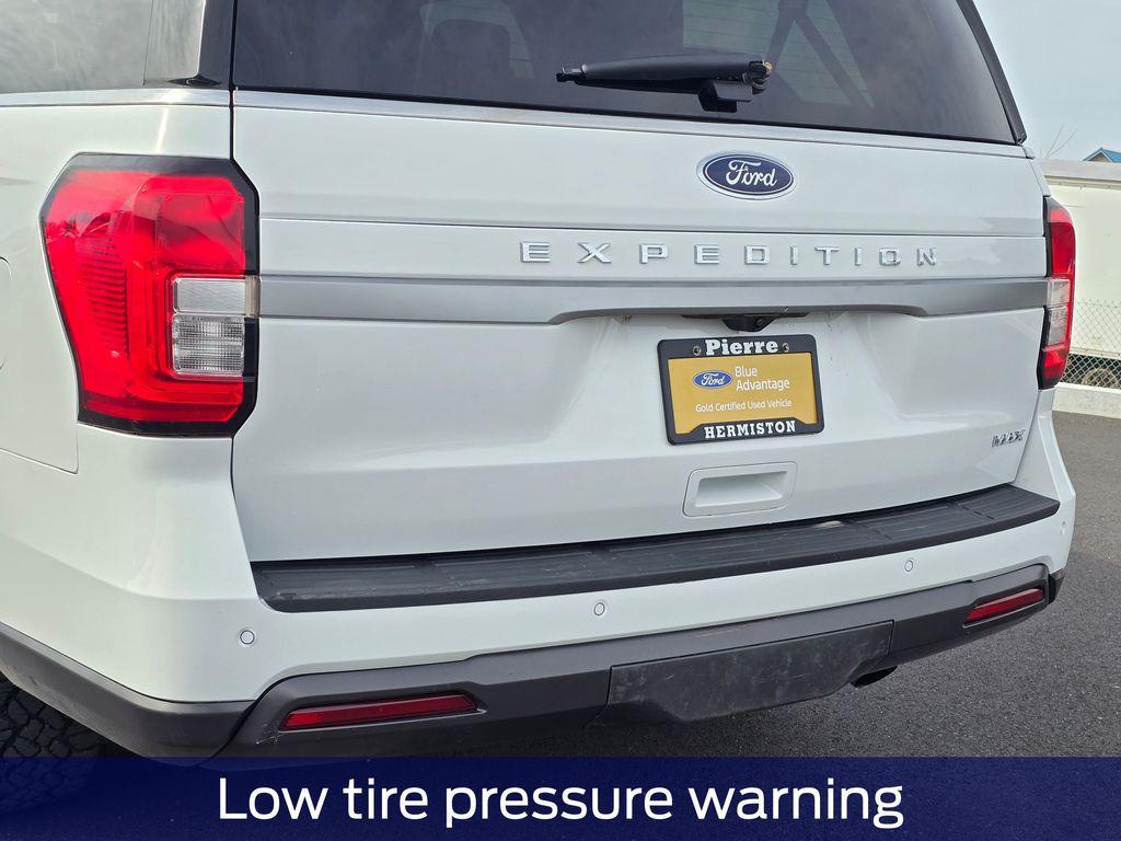 used 2024 Ford Expedition Max car, priced at $40,991
