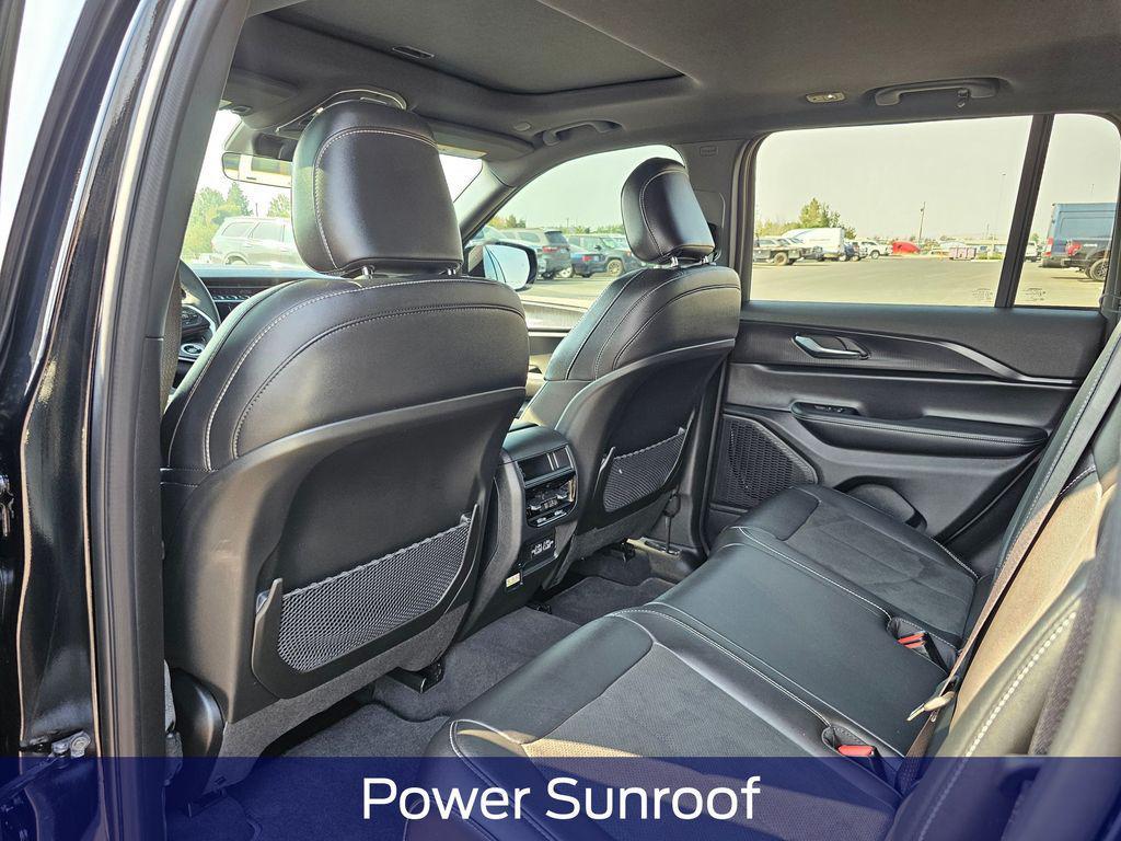 used 2025 Jeep Grand Cherokee car, priced at $39,280