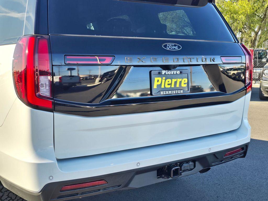 new 2026 Ford Expedition car, priced at $83,485
