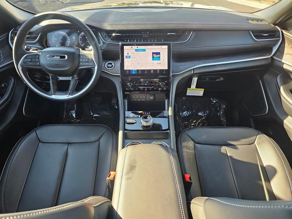 new 2025 Jeep Grand Cherokee L car, priced at $50,999