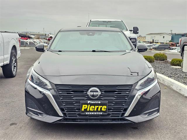 used 2023 Nissan Altima car, priced at $16,892