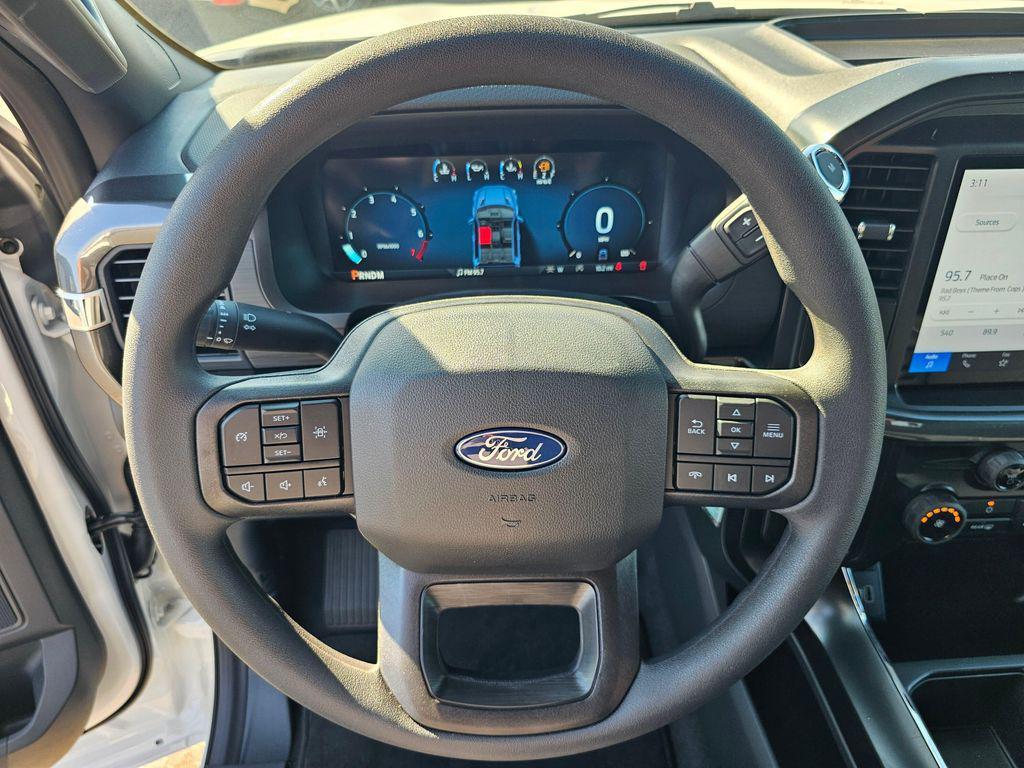 new 2025 Ford F-150 car, priced at $58,999