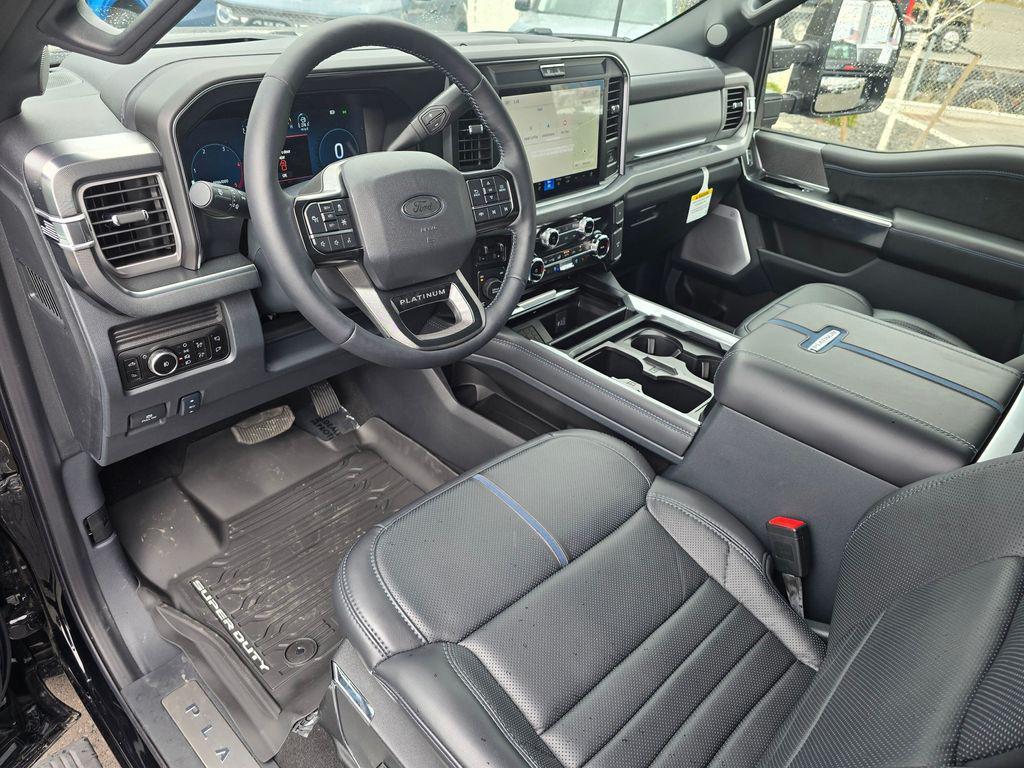 new 2025 Ford F-350 car
