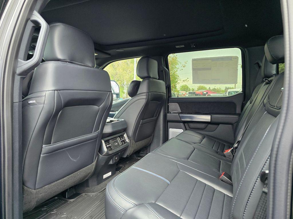new 2025 Ford F-350 car