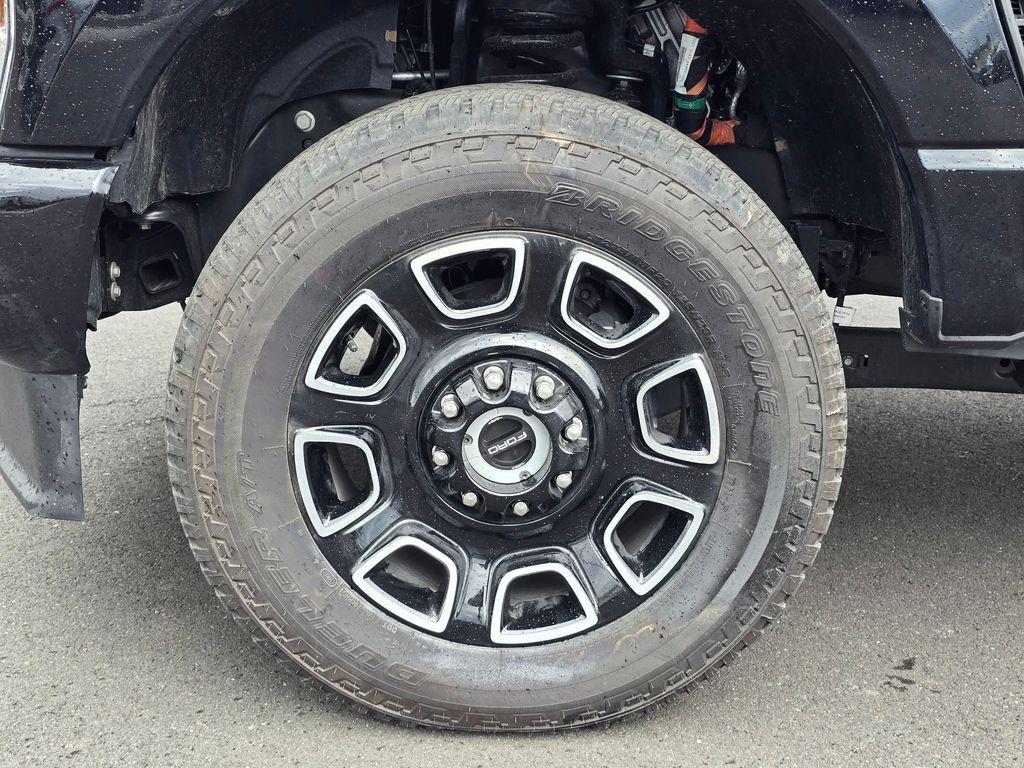 new 2025 Ford F-350 car