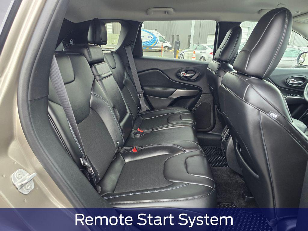 used 2019 Jeep Cherokee car, priced at $17,214
