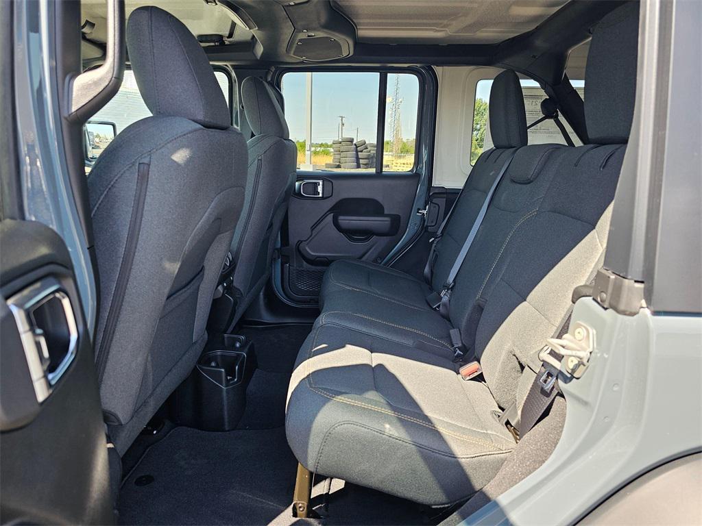 new 2025 Jeep Wrangler car, priced at $47,999