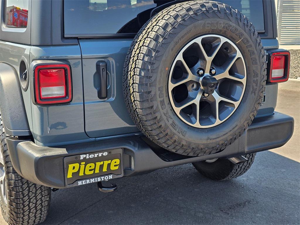 new 2025 Jeep Wrangler car, priced at $47,999