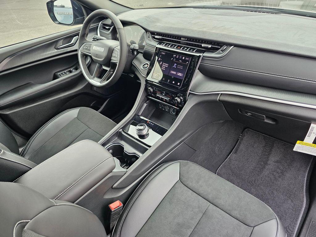 new 2025 Jeep Grand Cherokee L car, priced at $46,998