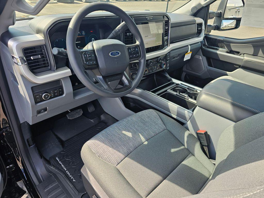 new 2025 Ford F-350 car, priced at $78,999