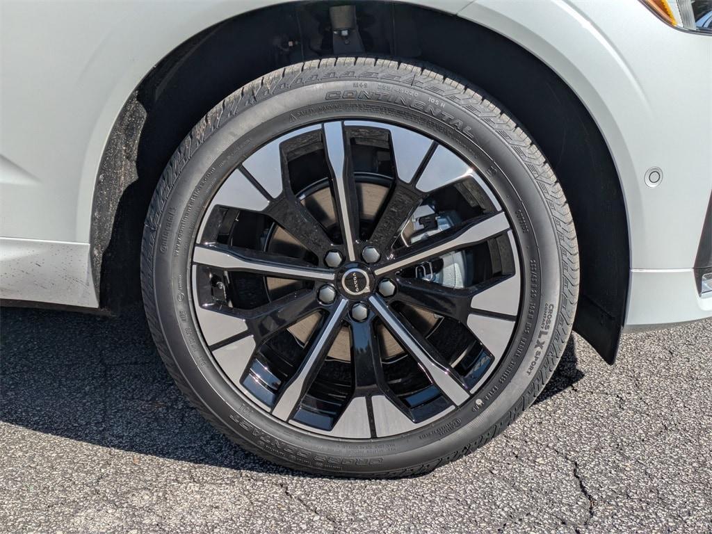 new 2026 Volvo XC60 car, priced at $57,985