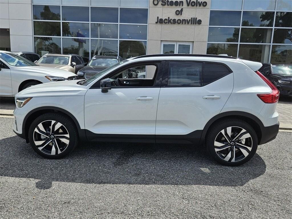 new 2026 Volvo XC40 car, priced at $47,200